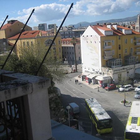 Split Central Guesthouse エクステリア 写真