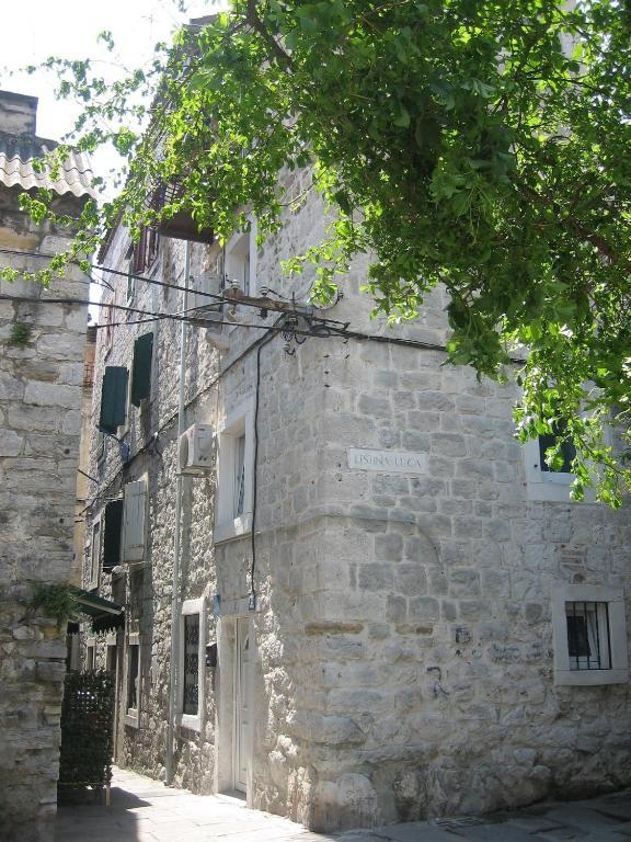 Split Central Guesthouse エクステリア 写真