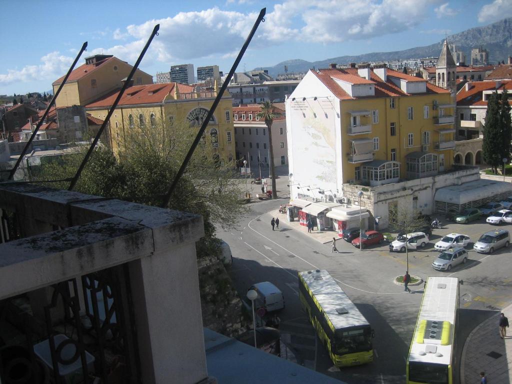 Split Central Guesthouse エクステリア 写真